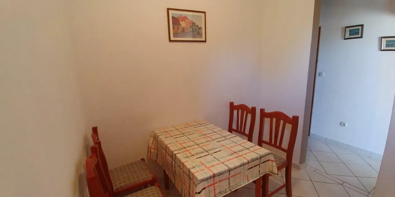 بيت ضيافة Apartments Paula ستاريغغاد باكلينتسا