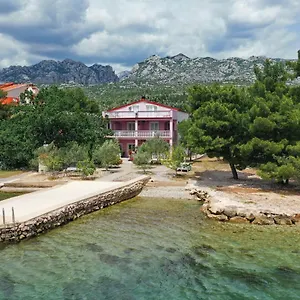 Apartman Rajna, Starigrad-Paklenica