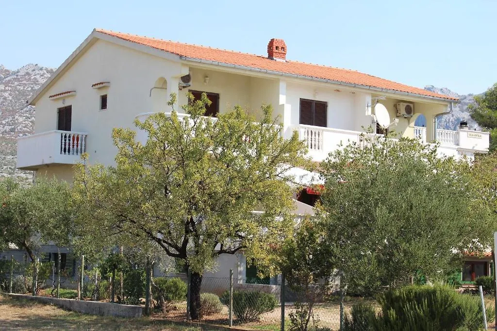 Apartments Paula Starigrad Paklenica